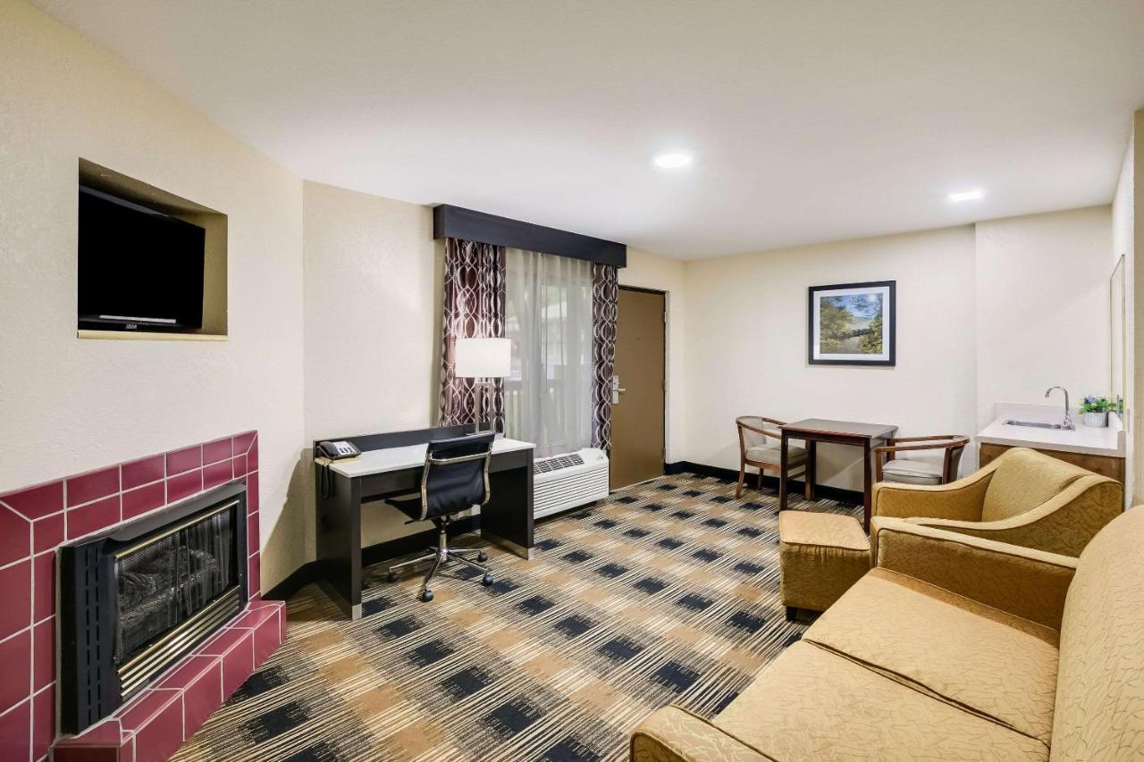 Quality Inn & Suites Mt Chalet Clayton Luaran gambar